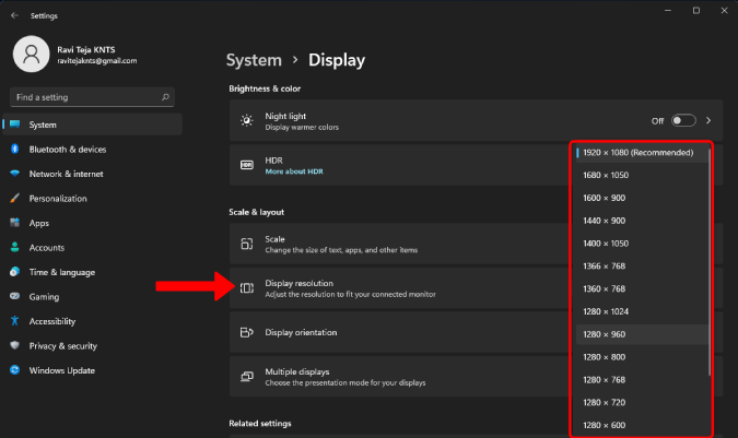 Changing the resolution of the display on Windows 11